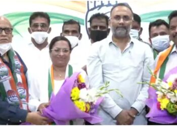 former-goa-minister-michael-lobo-along-with-his-wife-delilah-joins-congress-day-after-quitting-bjp